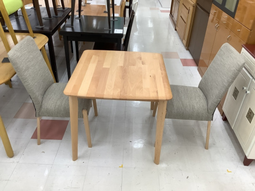 ダイニング3点セットのニトリ