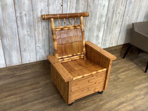 中古家具の健康椅子