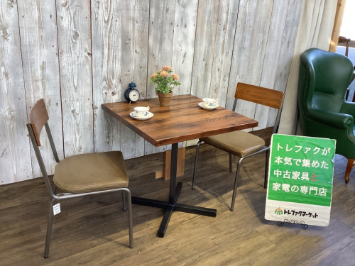 ACME Furnitureの中古家具