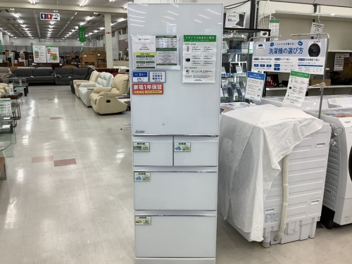大型冷蔵庫のドラム式洗濯機