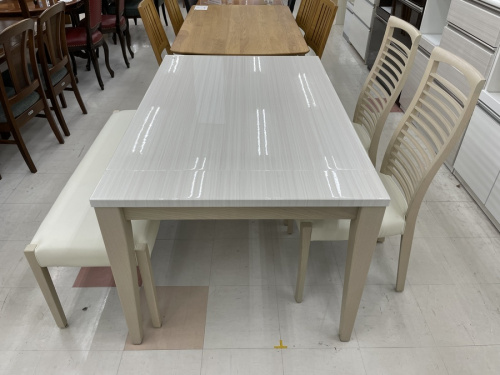 シギヤマ家具のダイニングセット