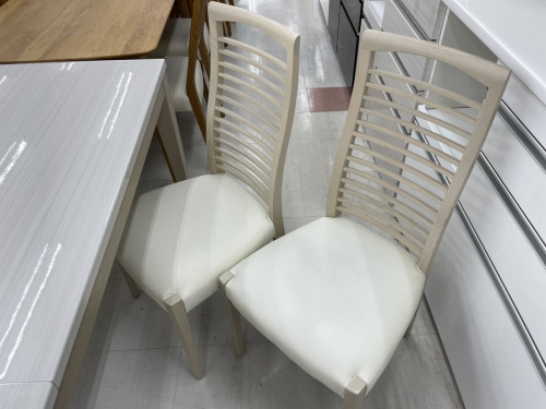 ダイニングセットの特選家具