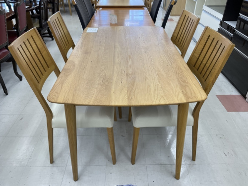 中古家具の大塚家具