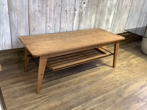 中古家具のローテーブル