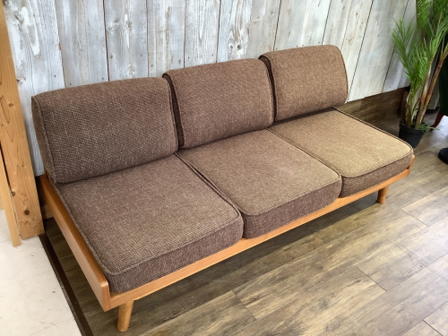 特選家具のアルベロ