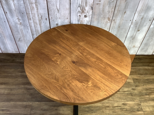 特選家具のカフェテーブル