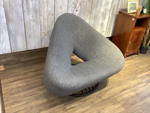 中古家具のラウンジチェア