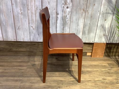 ダイニングチェアのチェア