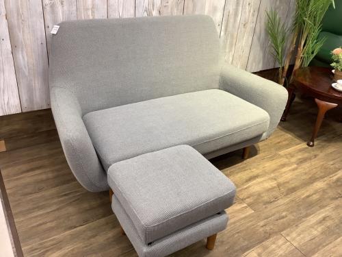 中古家具のソファ