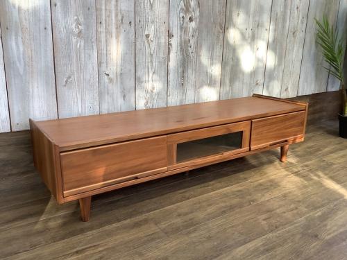 テレビボードの特選家具