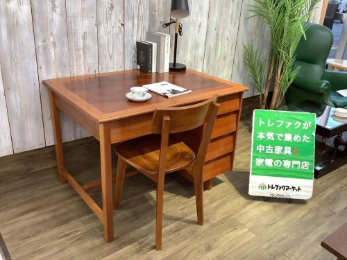 デスクの中古家具　