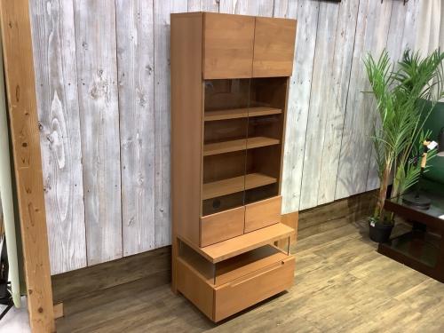 中古家具　のキャビネット