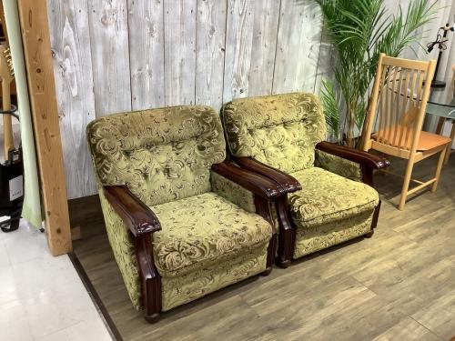 中古家具のソファ