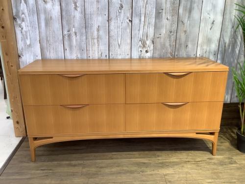 特選家具のチェスト