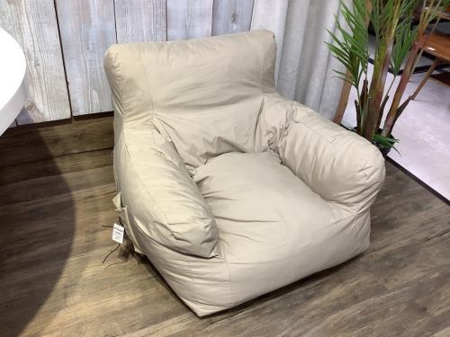 中古家具のソファ