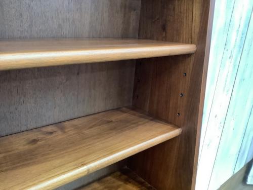 大塚家具　起立木工　ノルディ　チェスト 起立木工】北欧デザインのウォールナットシェルフ（ノルディ）が