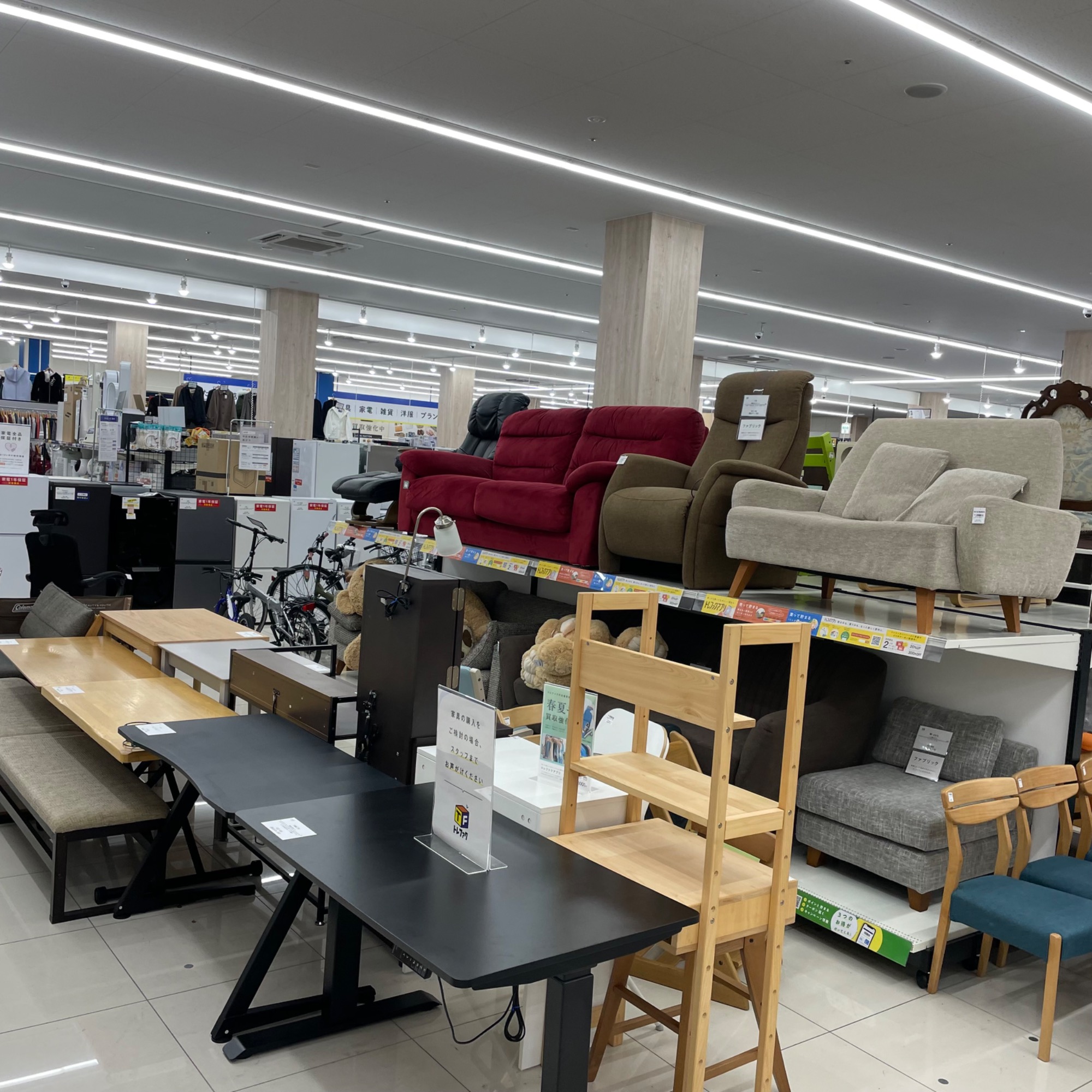 domaniのロココ調アンティークチェアが入荷しました！！｜2025年01月11