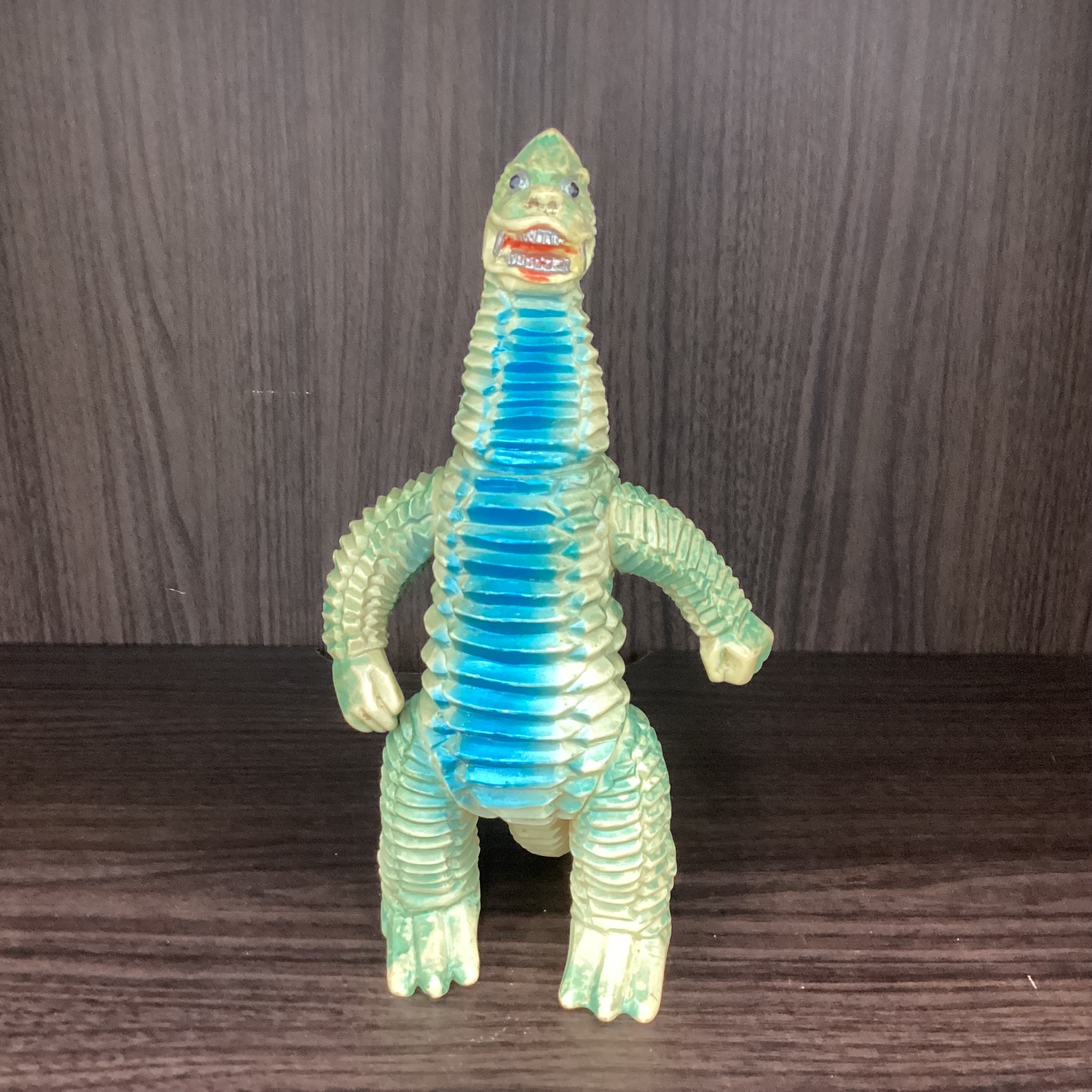 ソフビフィギュア(マルサンバルタン星人・日東化学大巨獣ガッパ
