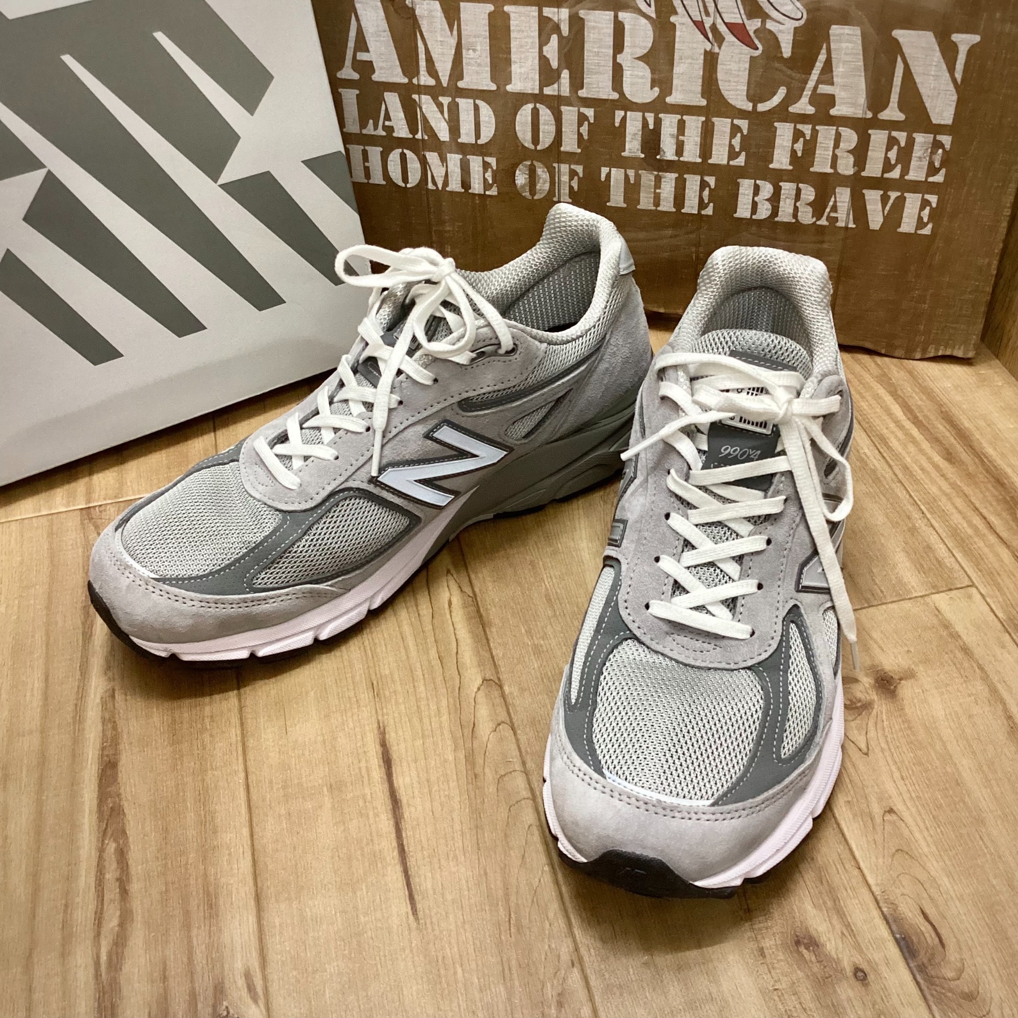 NEW BALANCE(ニューバランス)のスニーカーを2点入荷しました
