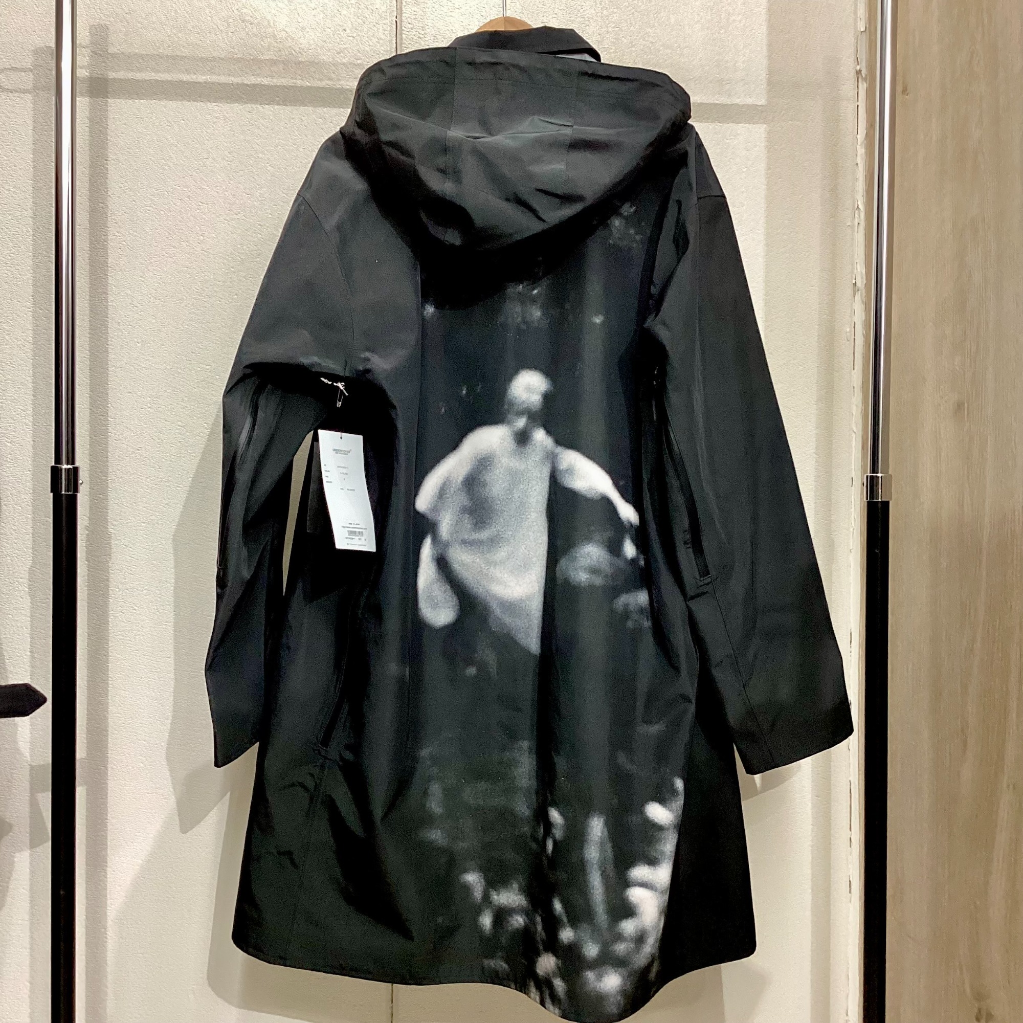 undercover ショップコート UNDERCOVER(アンダーカバー)のコートを入荷しました！｜2025年12月10日