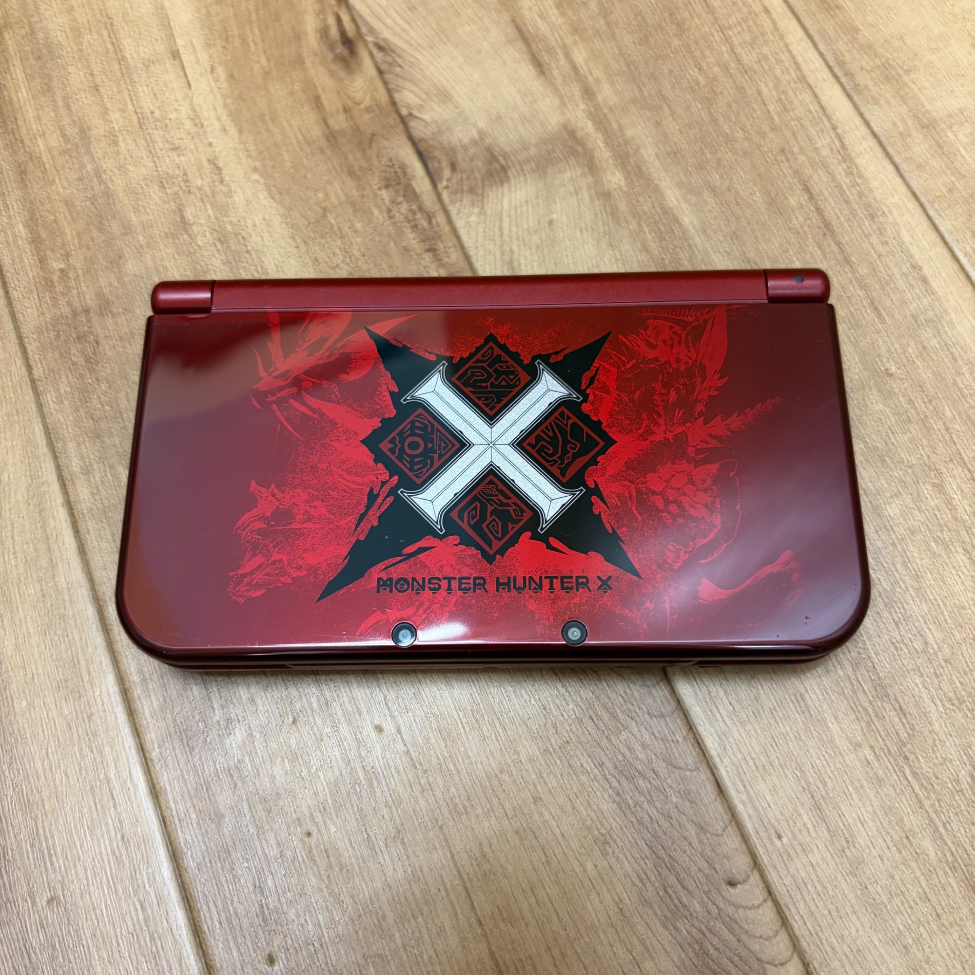 【トレファク足立扇店】Nintendo 3DS LL RED-001 ﾓﾝｽﾀｰﾊﾝﾀｰｸﾛｽ ｽﾍﾟｼｬﾙﾊﾟｯｸ 付属品完備 Nintendo (ニンテンドウ) 3DS LL RED-001 モンスターハンターX
