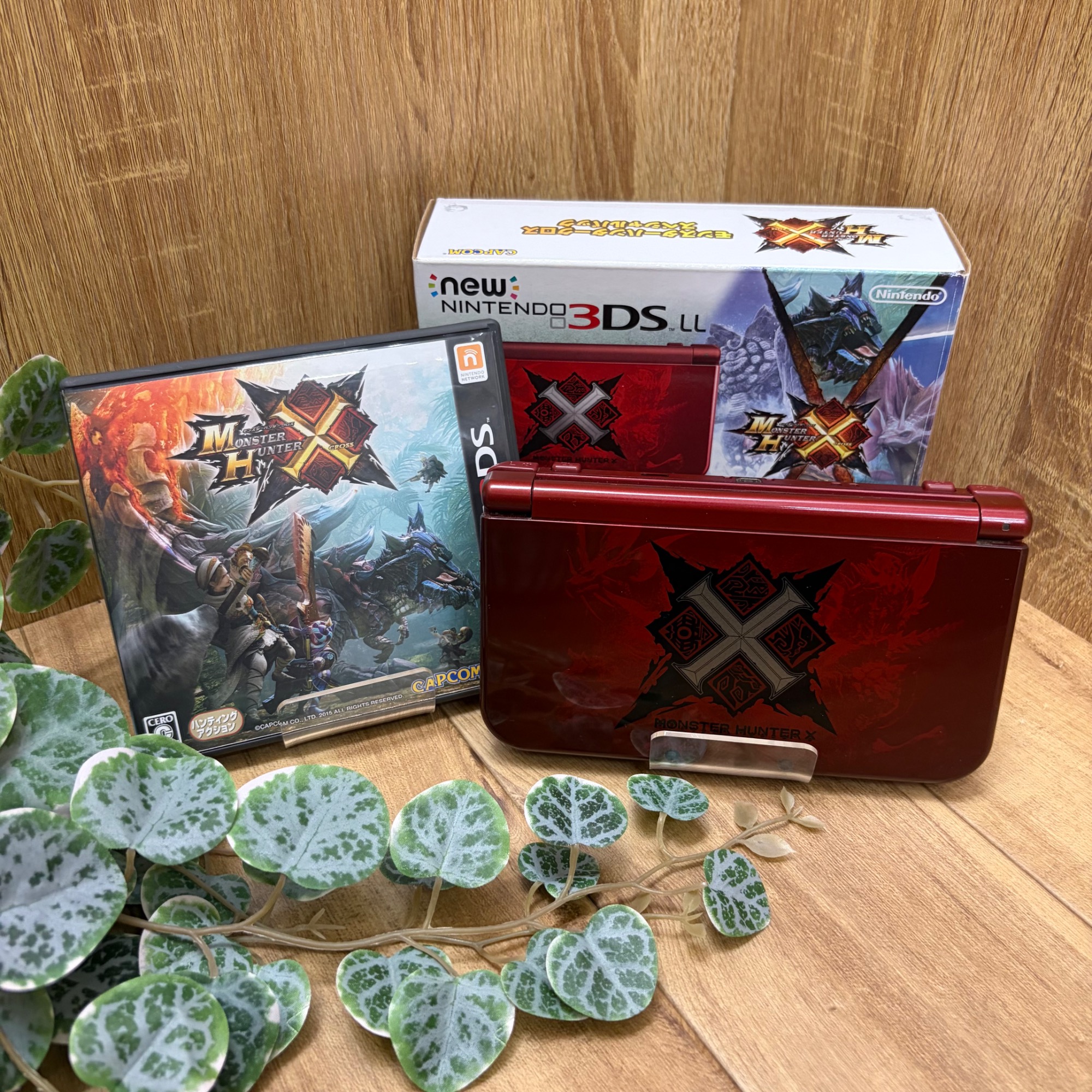【トレファク足立扇店】Nintendo 3DS LL RED-001 ﾓﾝｽﾀｰﾊﾝﾀｰｸﾛｽ ｽﾍﾟｼｬﾙﾊﾟｯｸ 付属品完備 Nintendo 3DS LL の モンスターハンタークロス_スペシャルパック が