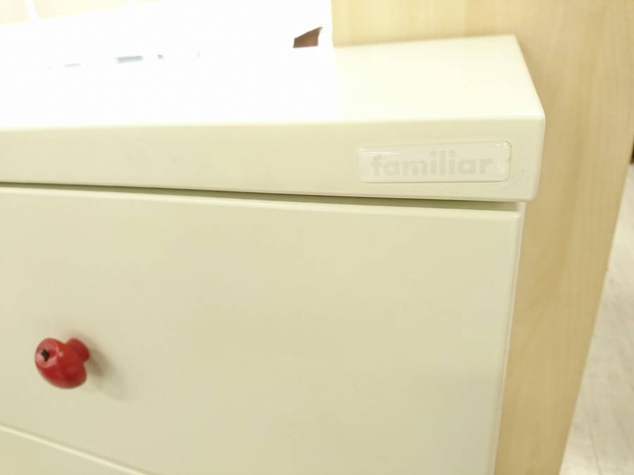familiar（ファミリア）リンゴ取っ手の整理ダンスの入荷です