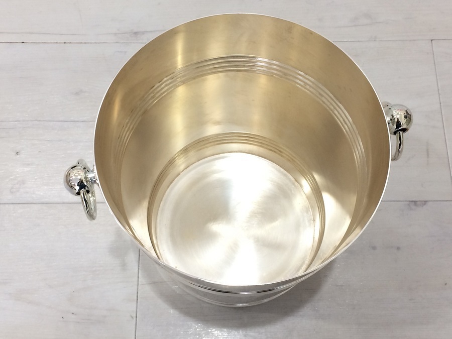 Christofle（クリストフル）のワインクーラーのご紹介です