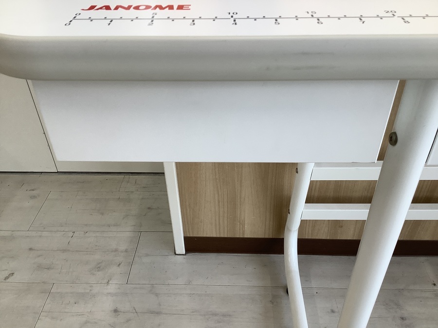 JANOME/ ジャノメ】スタンドミシンテーブルが新入荷！【堺福田店