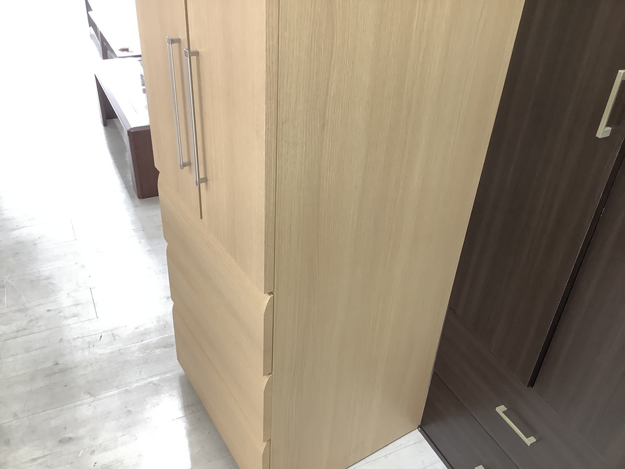 ニトリ】2枚扉ワードローブのご紹介です！！【堺福田店】｜2021年01月