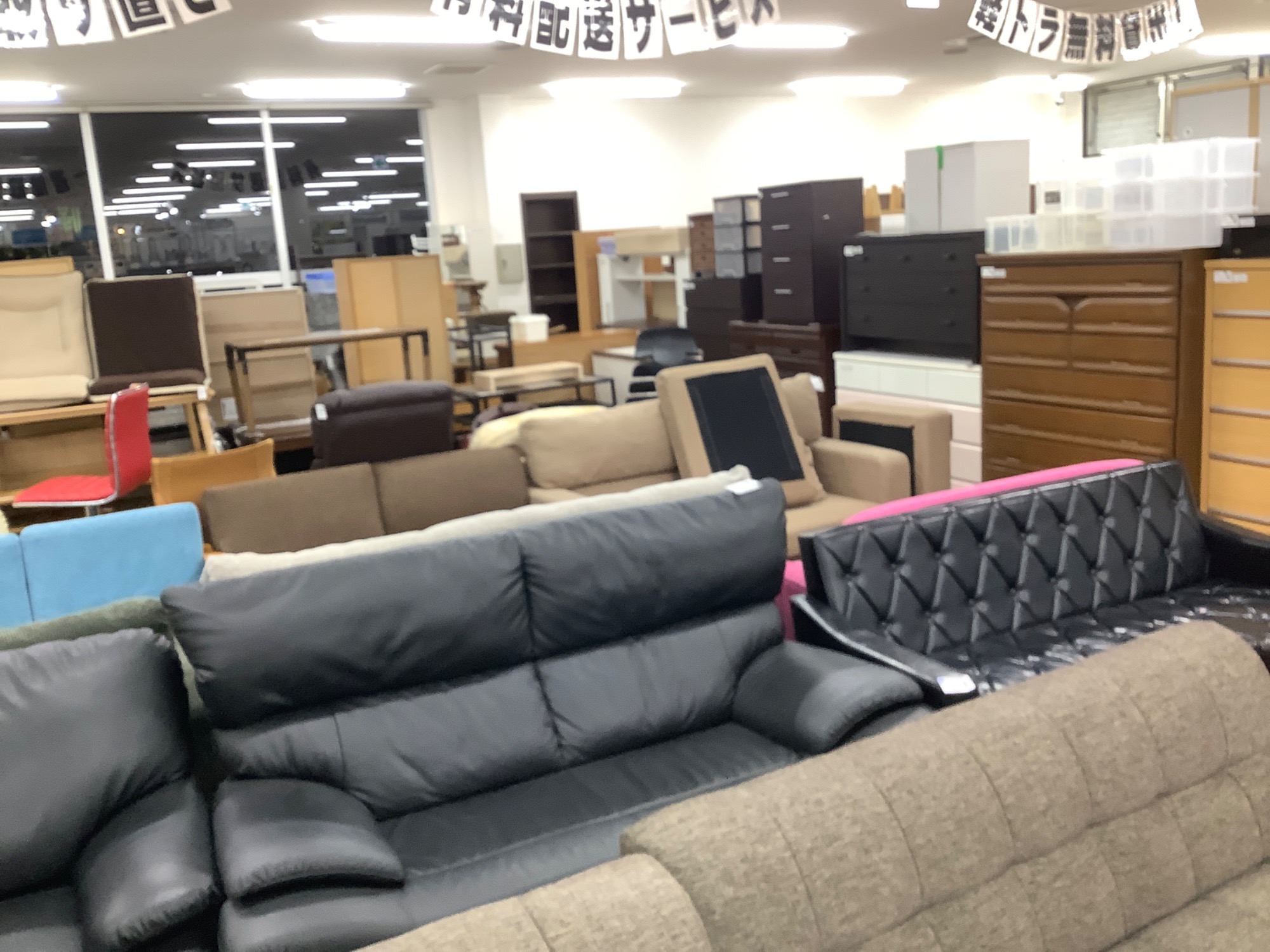 コーナーソファー新入荷！！ [2022.09.30発行]｜リサイクルショップ トレジャーファクトリー堺福田店