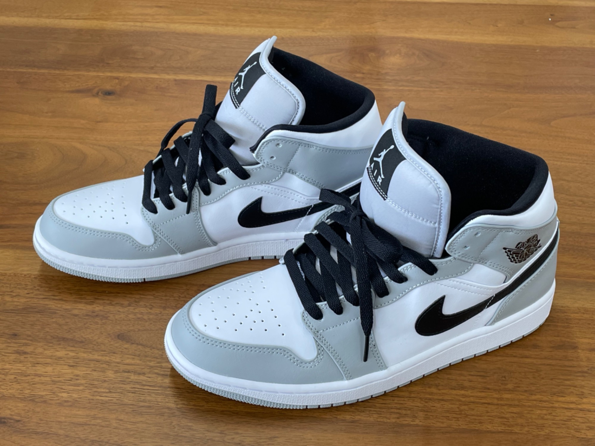 定番！NIKE ハイカットスニーカーが入荷！☆彡【未使用品】｜2024年02