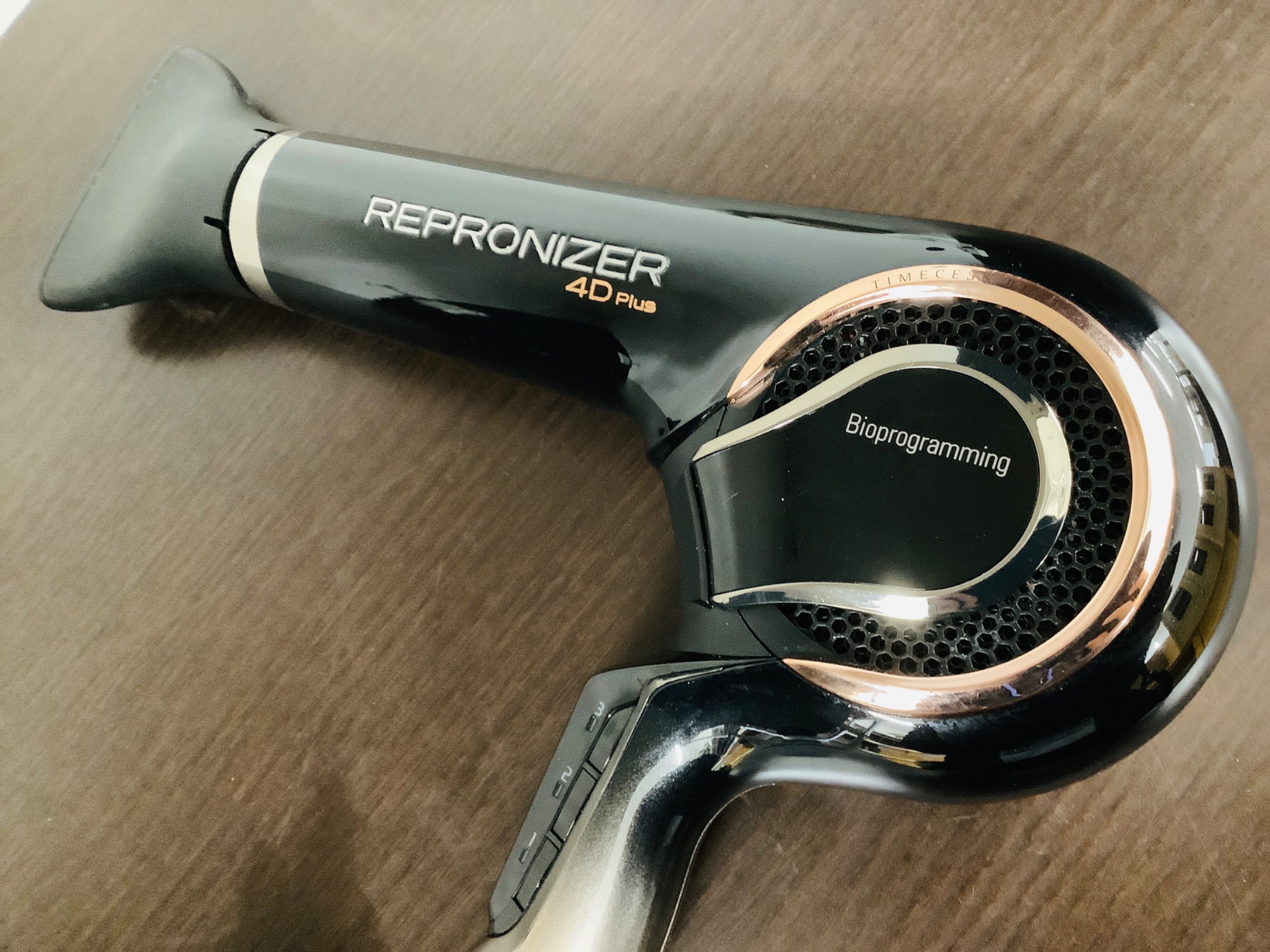 リュミエリーナ　レプロナイザー　４D plus 正規品】レプロナイザー4D plus リュミエリーナ レプロナイザー 4D