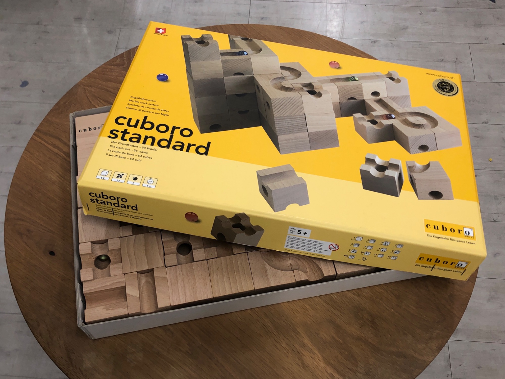 cuboro 木製 知育玩具 スイス製　バラ23個 cuboro 木製 知育玩具 スイス製 バラ23個
