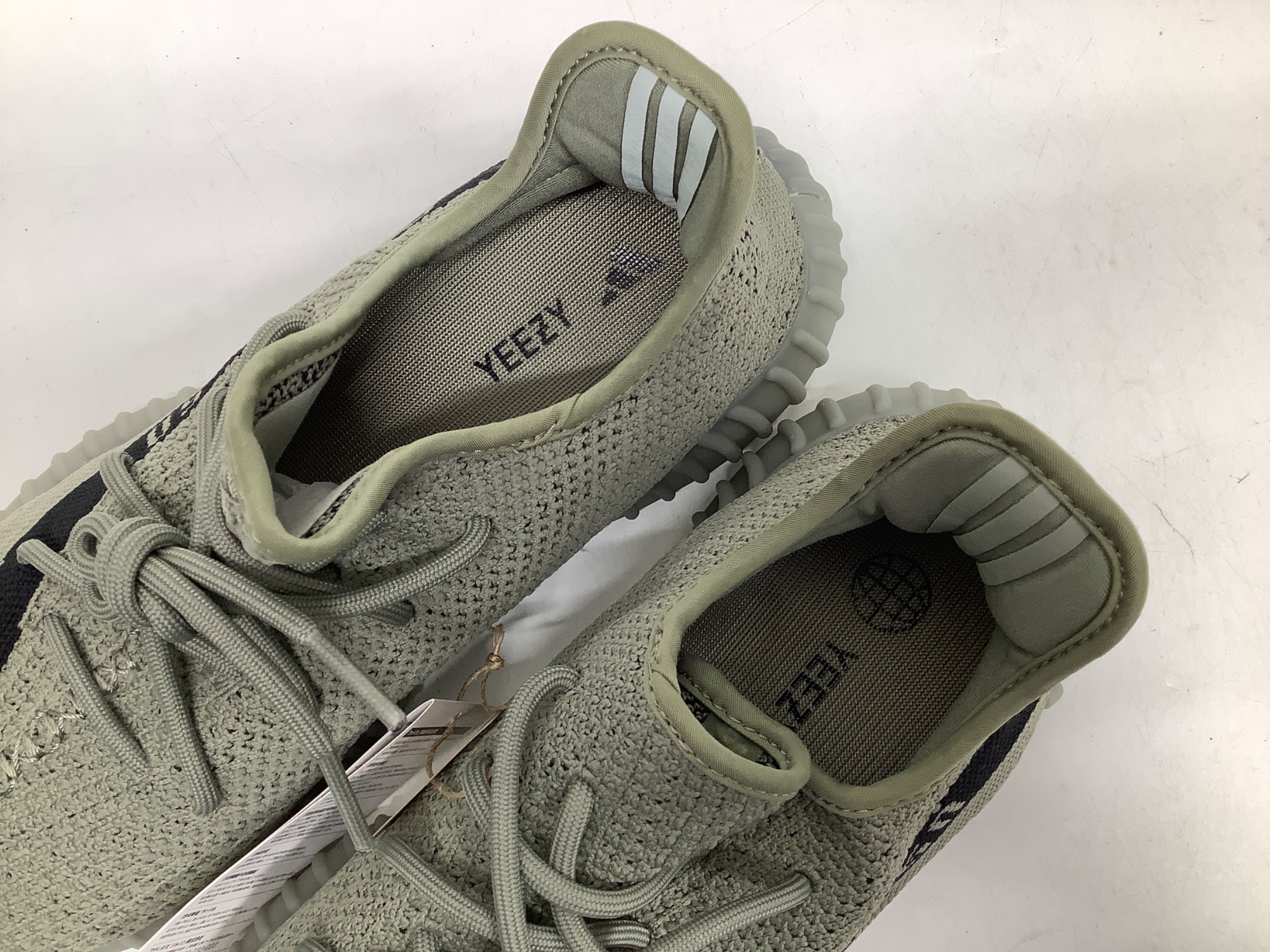YEEZY Boost（イージーブースト）未使用品が入荷【adidas/アディダス