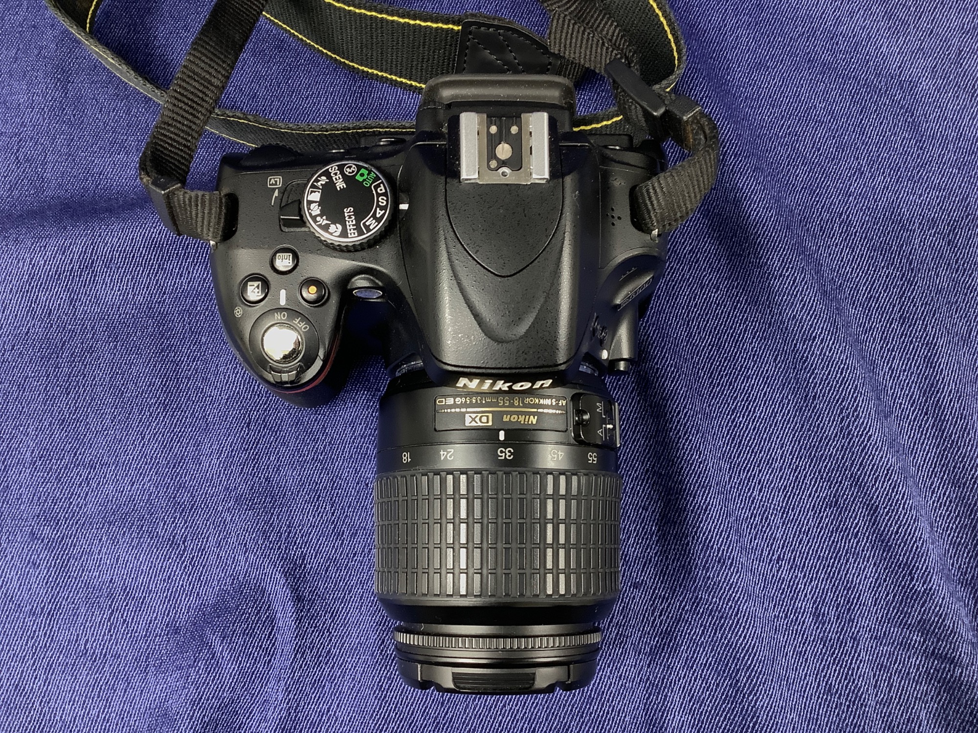 カメラ買取・販売中！ニコンデジタル一眼レフカメラ入荷しました