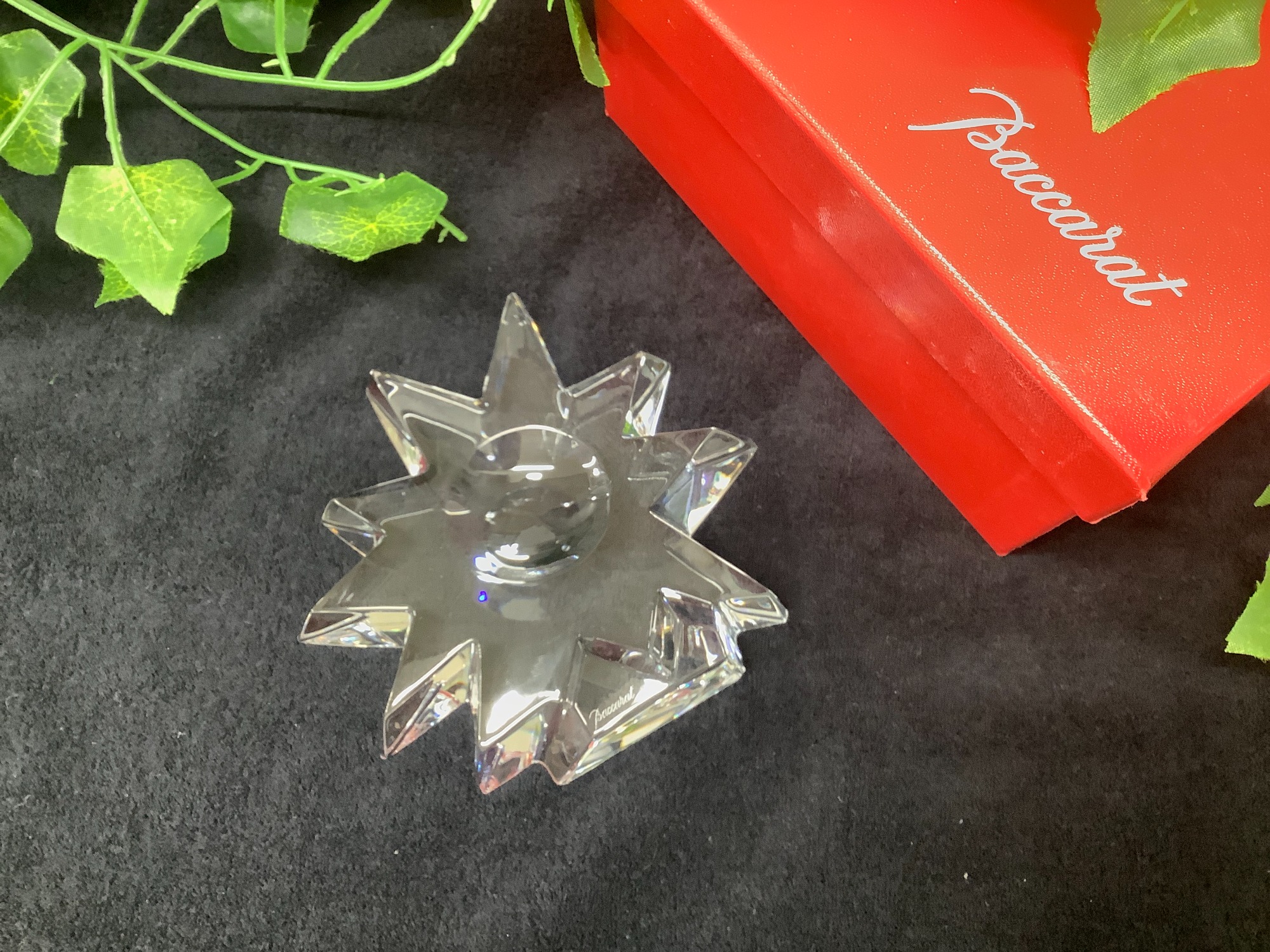 お部屋に彩りを添えるbaccarat【バカラ】のクリスタルオブジェが お部屋に彩りを添えるbaccarat【バカラ】のクリスタルオブジェが
