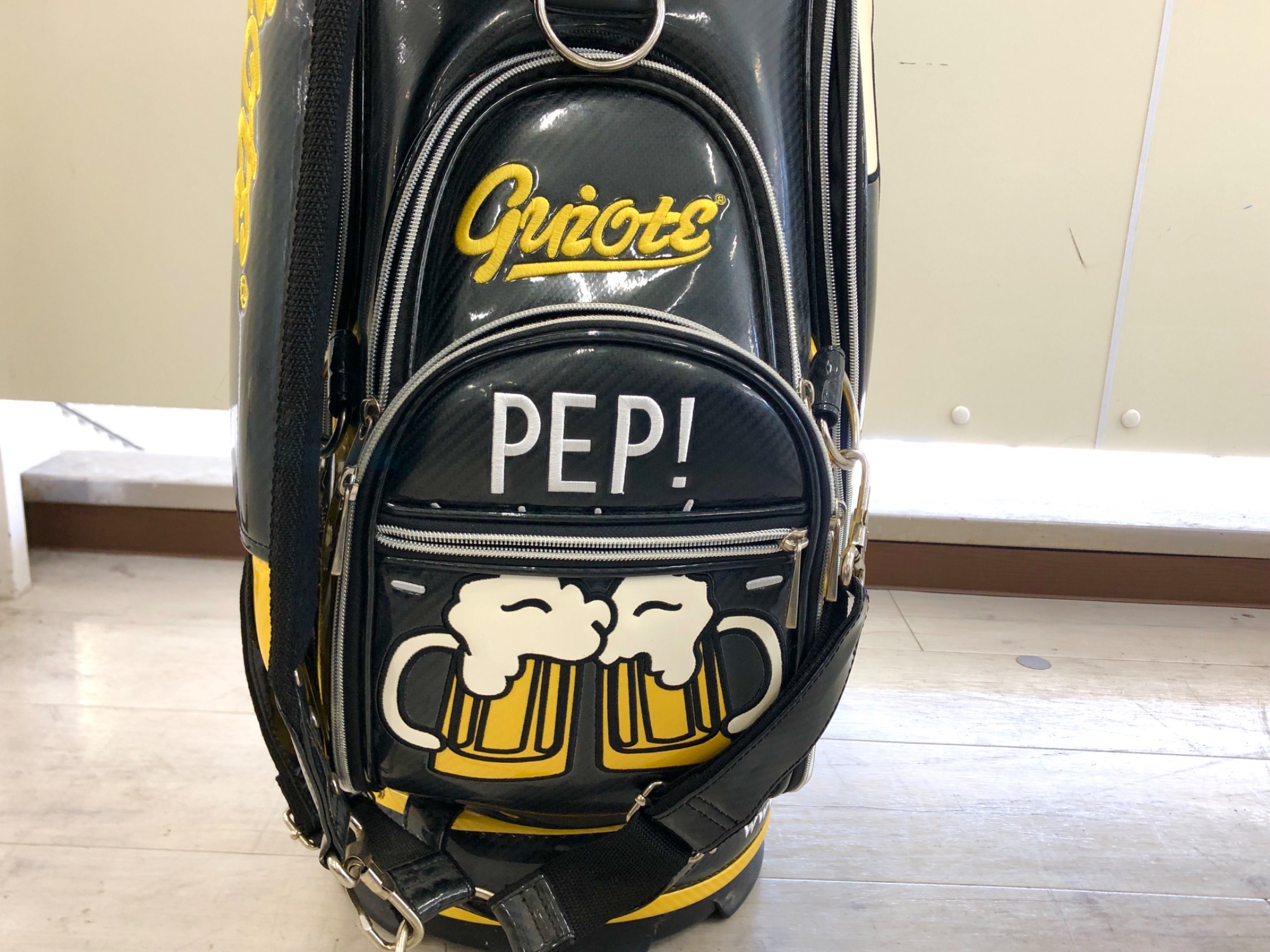 海外ブランドGUIOTEキャディーバック ゴルフ GUIOTE キャディバッグ 9.5型 カートタイプ スカル