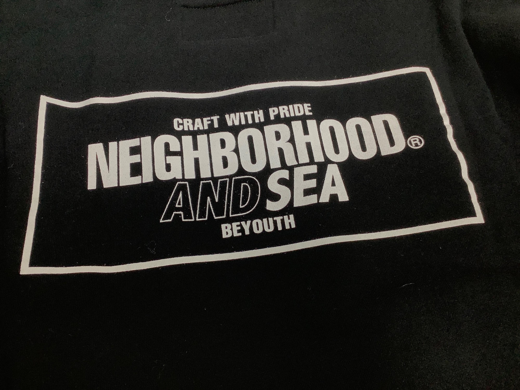 NEIGHBORHOOD×WIND AND SEA】オシャレなロゴが目を惹く