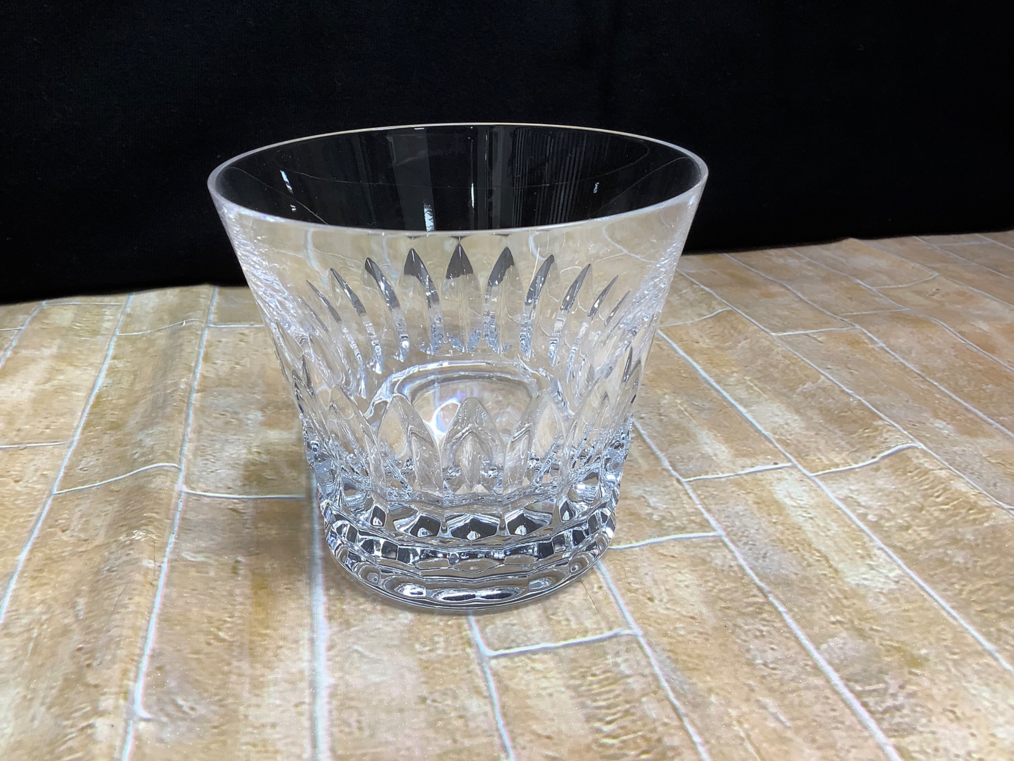 Baccarat 【バカラ】クリスタルよりもティアラよりも見事に輝く、3