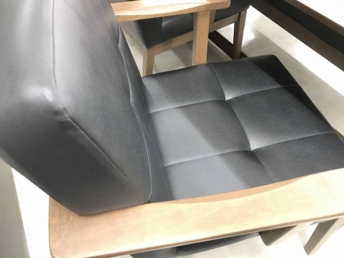 テーブルの中古家具 堺