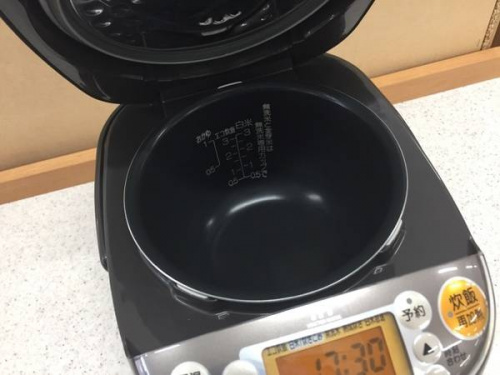 炊飯器の大阪　一人暮らし　リサイクルショップ
