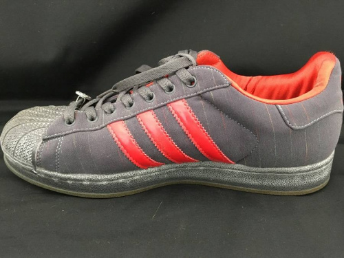 ¥¢¥Ç¥£¥À¥¹¡Êadidas¡Ë¤Îºæ¡¡Çã¼è