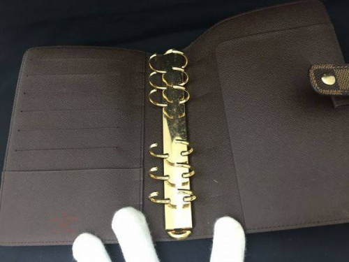 ポーチのルイヴィトン（LOUIS VUITTON）