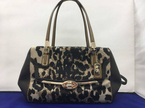 バッグのコーチ(COACH)