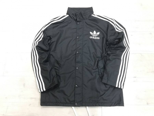 ¥¢¥Ç¥£¥À¥¹¡Êadidas¡Ë¤ÎÇã¼è¡¡ºæ