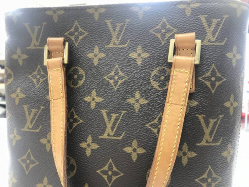 ブランド・ラグジュアリーのルイヴィトン(LOUIS VUITTON)
