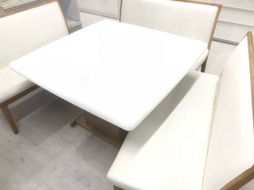 家具・インテリアのダイニング