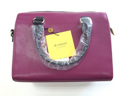 バッグのrusset