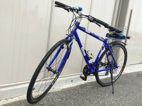 スポーツ用品の自転車